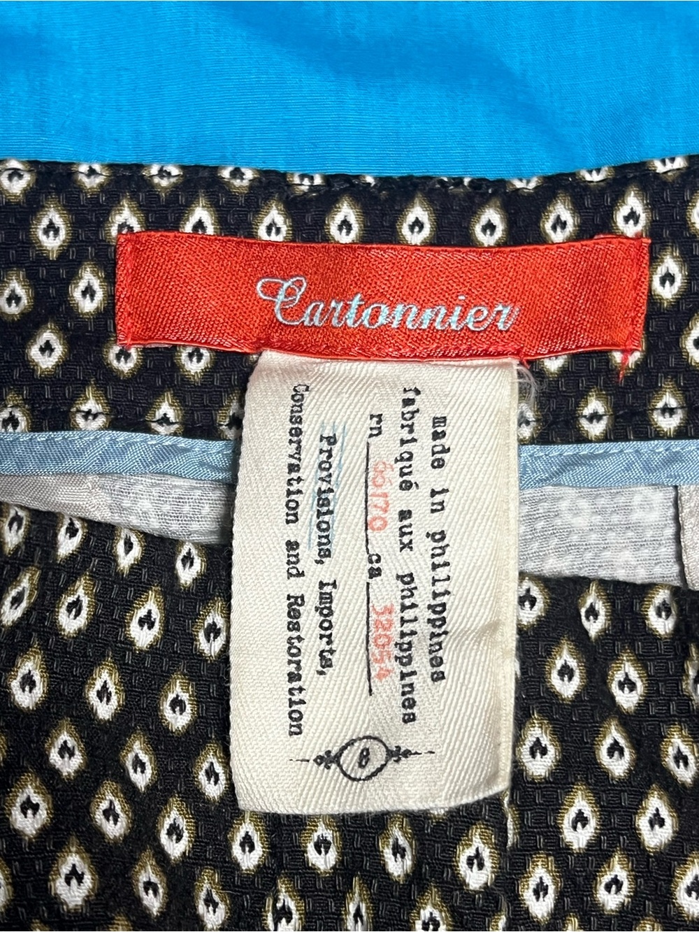 Cartonnier Dark Olive Geometric Side Button Shorts - Picture 4 of 9